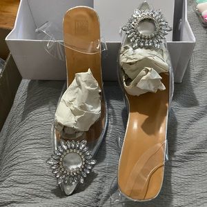 Beautiful rhinestone classy heels